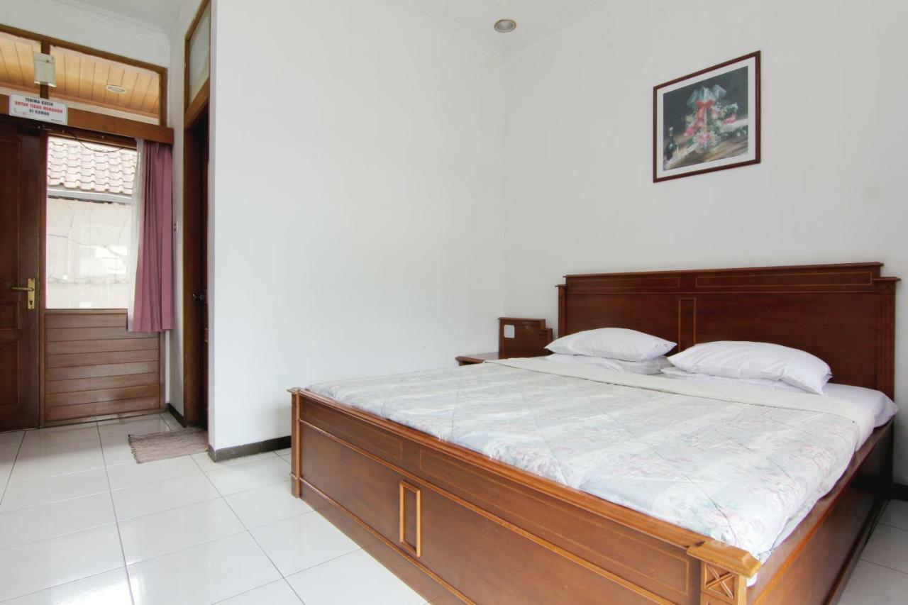 Enggal Wisma tamu