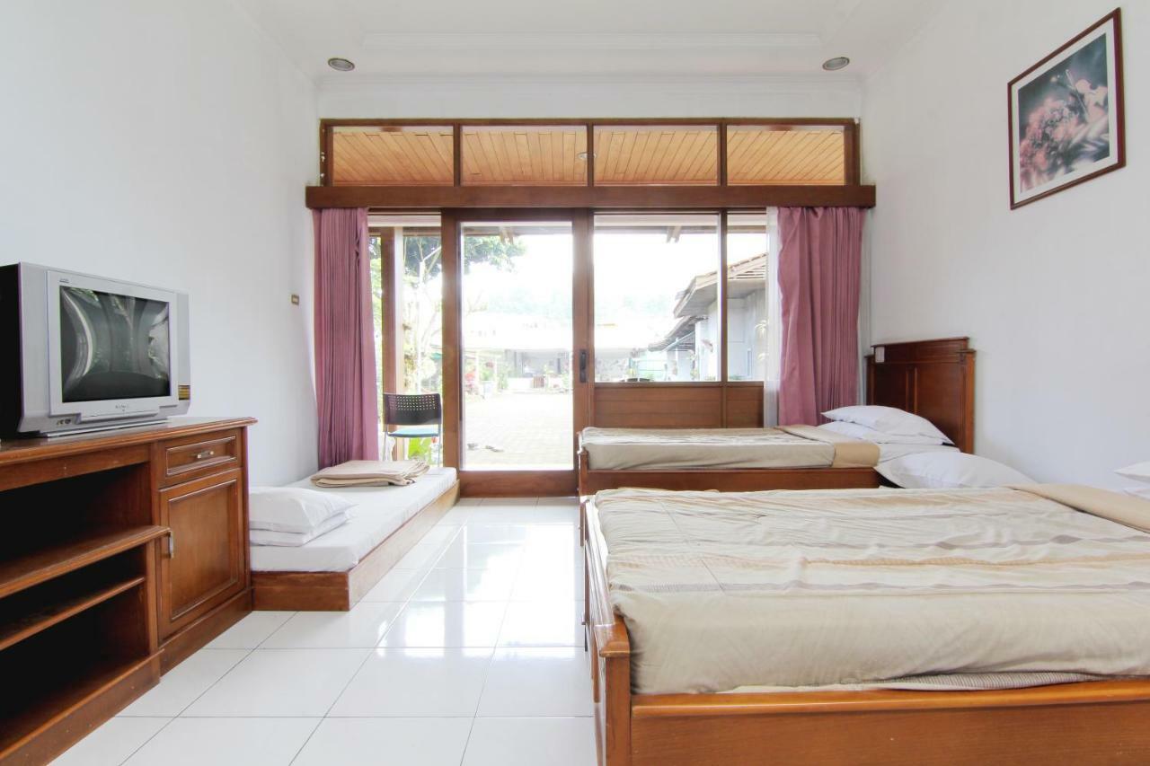 Wisma tamu Enggal